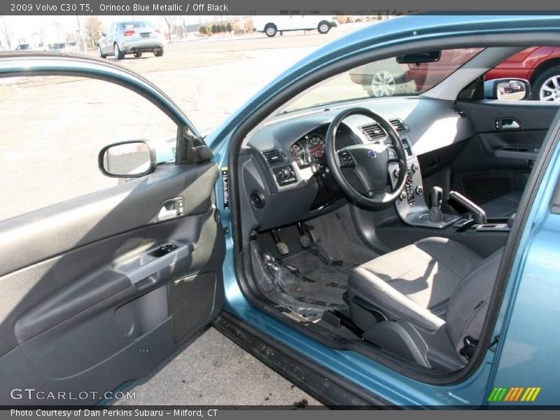 Orinoco Blue Metallic / Off Black 2009 Volvo C30 T5