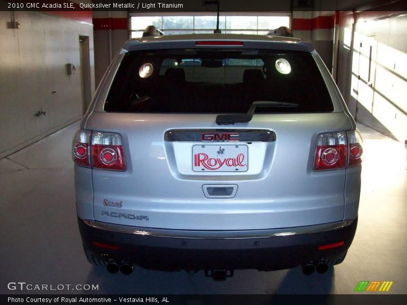 Quicksilver Metallic / Light Titanium 2010 GMC Acadia SLE