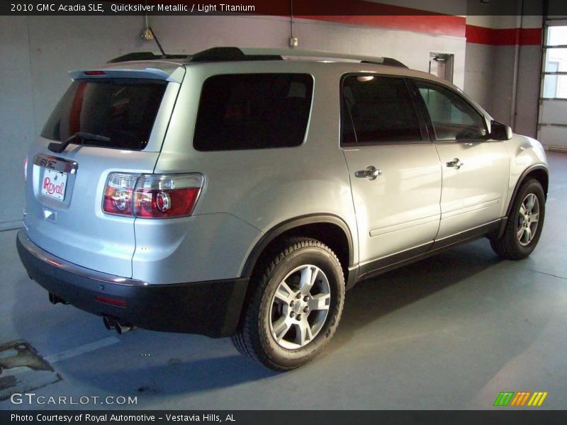 Quicksilver Metallic / Light Titanium 2010 GMC Acadia SLE