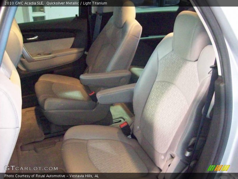 Quicksilver Metallic / Light Titanium 2010 GMC Acadia SLE
