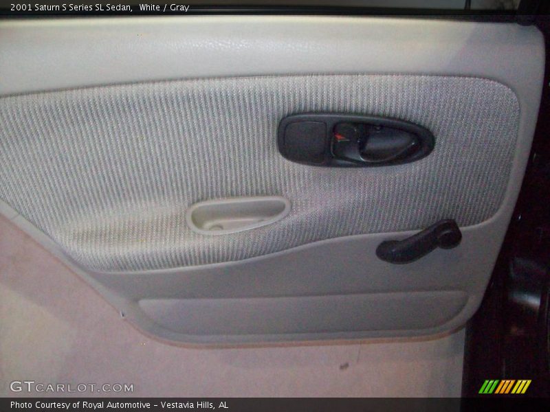 White / Gray 2001 Saturn S Series SL Sedan