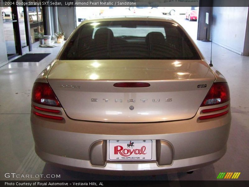 Light Almond Pearl Metallic / Sandstone 2004 Dodge Stratus SXT Sedan