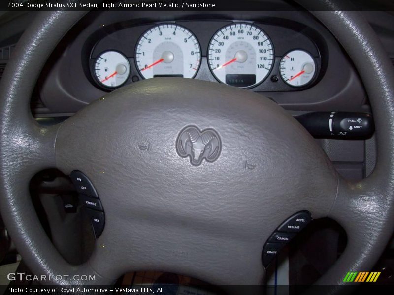 Light Almond Pearl Metallic / Sandstone 2004 Dodge Stratus SXT Sedan