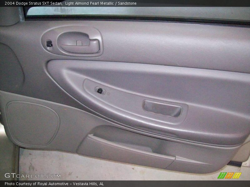 Light Almond Pearl Metallic / Sandstone 2004 Dodge Stratus SXT Sedan