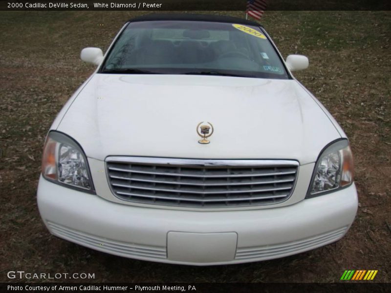 White Diamond / Pewter 2000 Cadillac DeVille Sedan