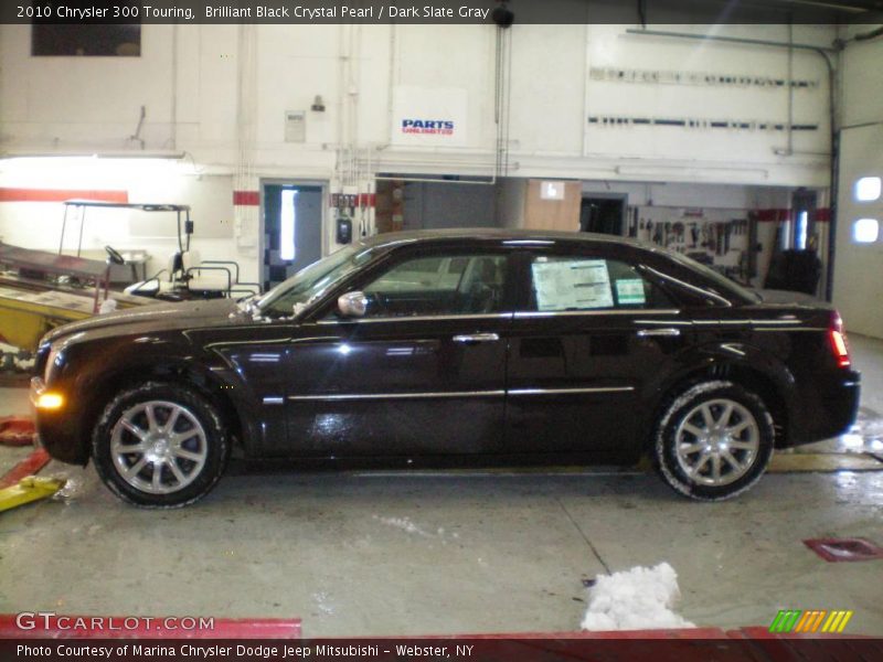 Brilliant Black Crystal Pearl / Dark Slate Gray 2010 Chrysler 300 Touring