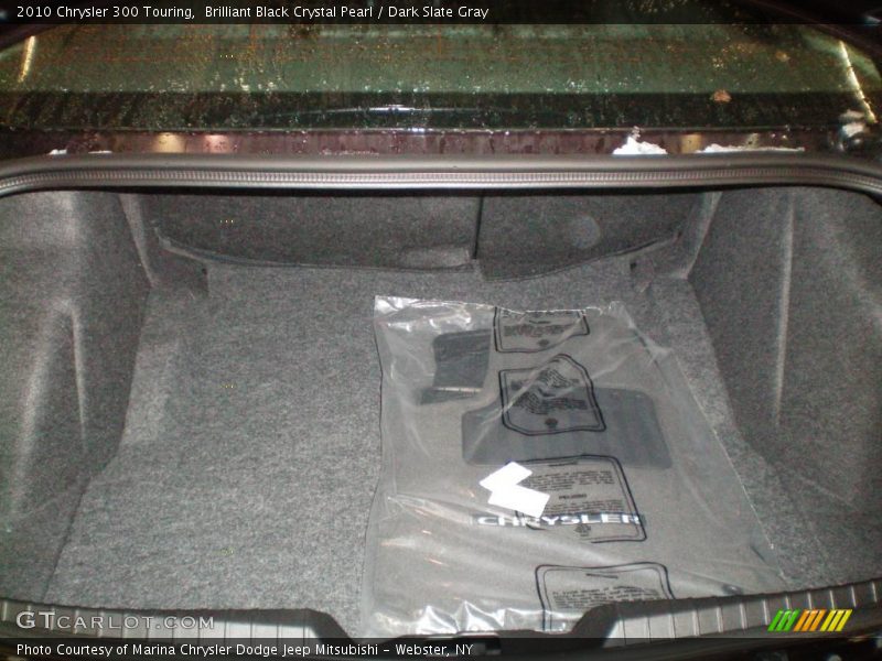 Brilliant Black Crystal Pearl / Dark Slate Gray 2010 Chrysler 300 Touring