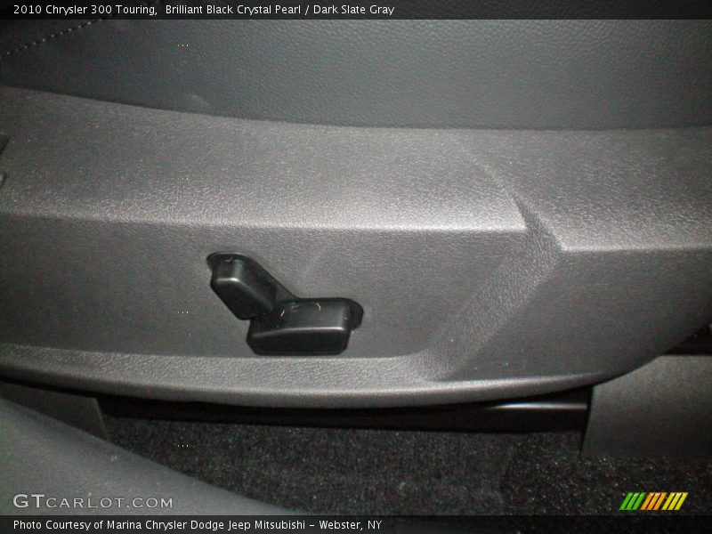 Brilliant Black Crystal Pearl / Dark Slate Gray 2010 Chrysler 300 Touring