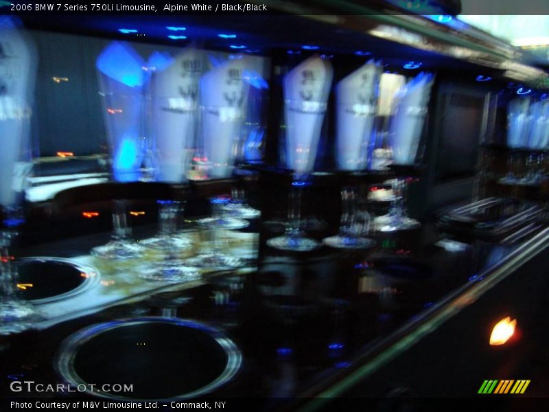 Alpine White / Black/Black 2006 BMW 7 Series 750Li Limousine