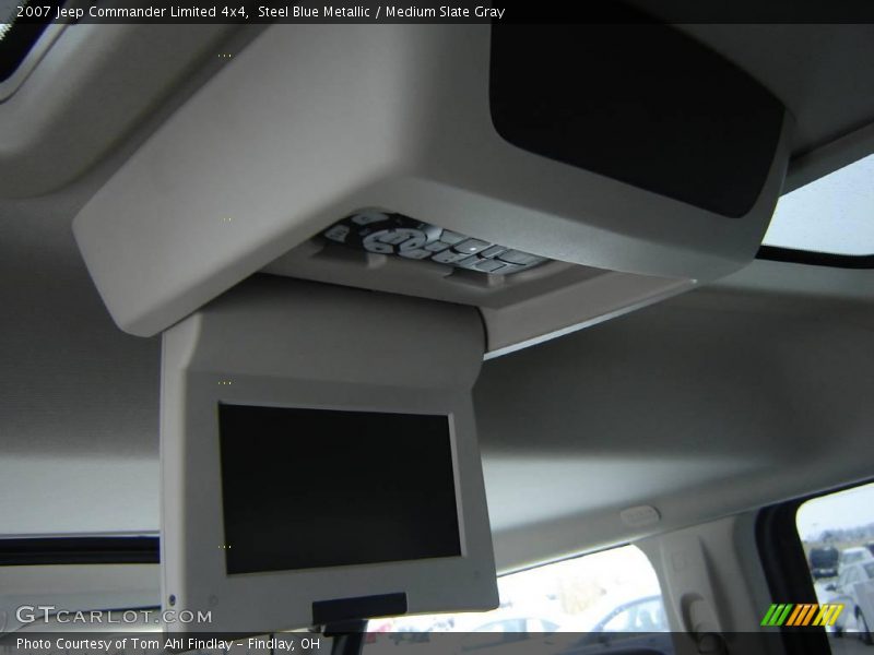 Steel Blue Metallic / Medium Slate Gray 2007 Jeep Commander Limited 4x4