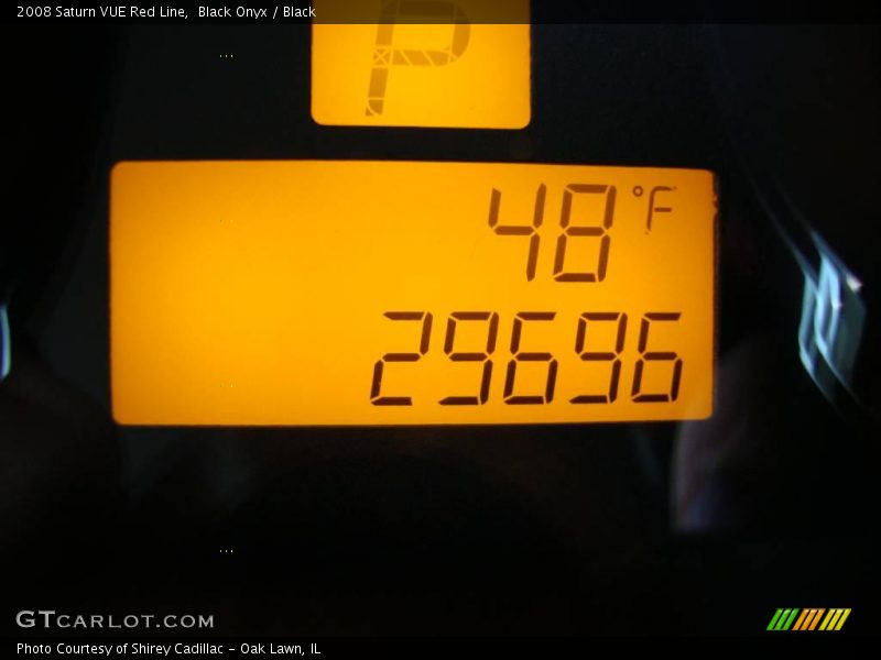 Black Onyx / Black 2008 Saturn VUE Red Line