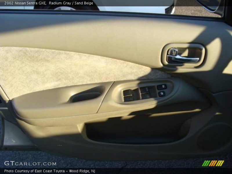 Radium Gray / Sand Beige 2002 Nissan Sentra GXE