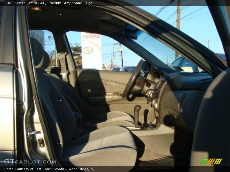 Radium Gray / Sand Beige 2002 Nissan Sentra GXE