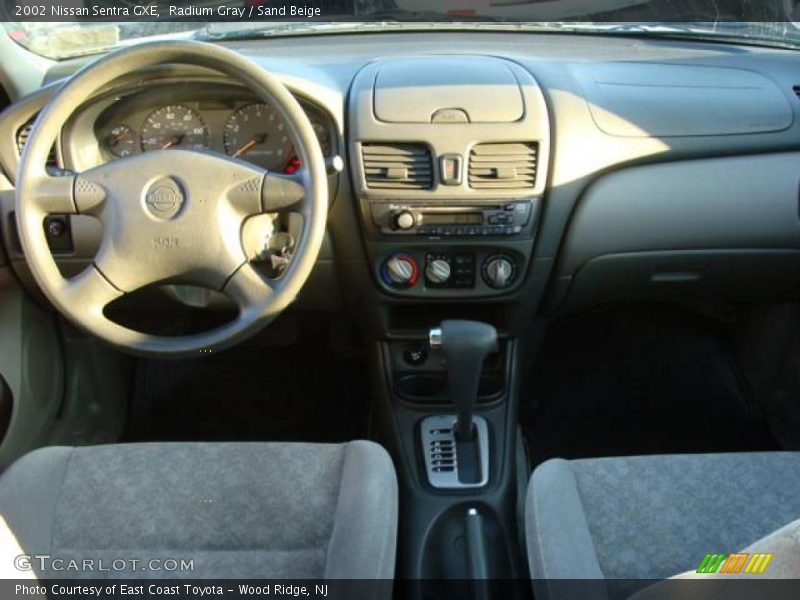 Radium Gray / Sand Beige 2002 Nissan Sentra GXE