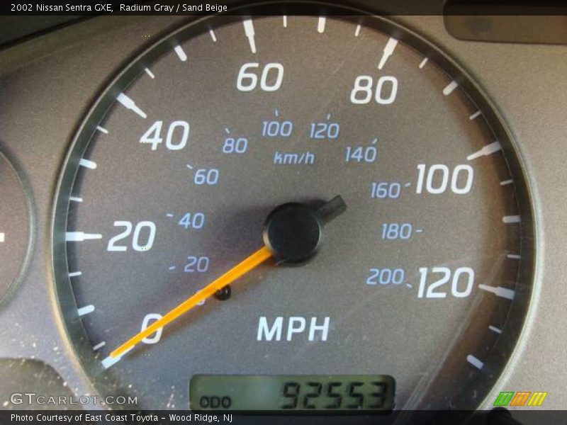 Radium Gray / Sand Beige 2002 Nissan Sentra GXE