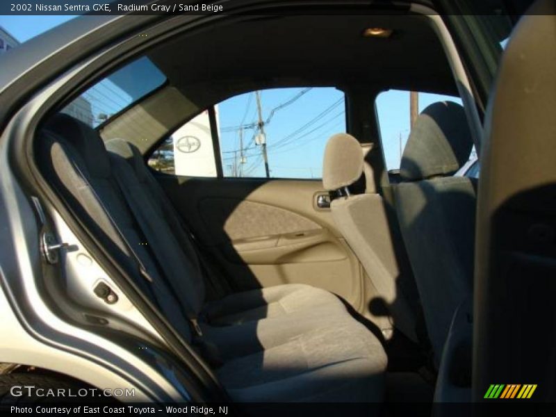 Radium Gray / Sand Beige 2002 Nissan Sentra GXE