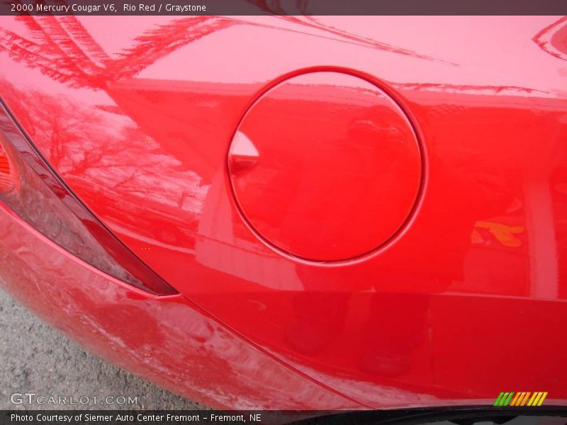 Rio Red / Graystone 2000 Mercury Cougar V6