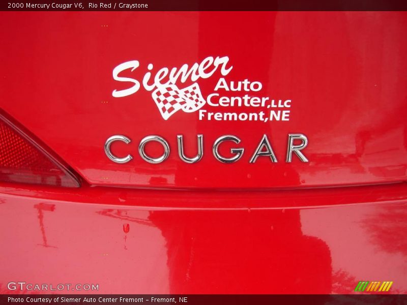 Rio Red / Graystone 2000 Mercury Cougar V6