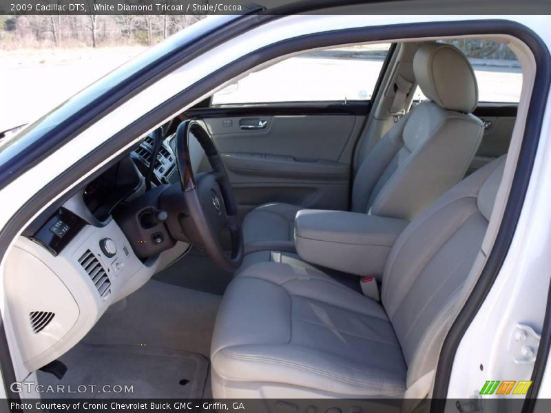 White Diamond Tricoat / Shale/Cocoa 2009 Cadillac DTS