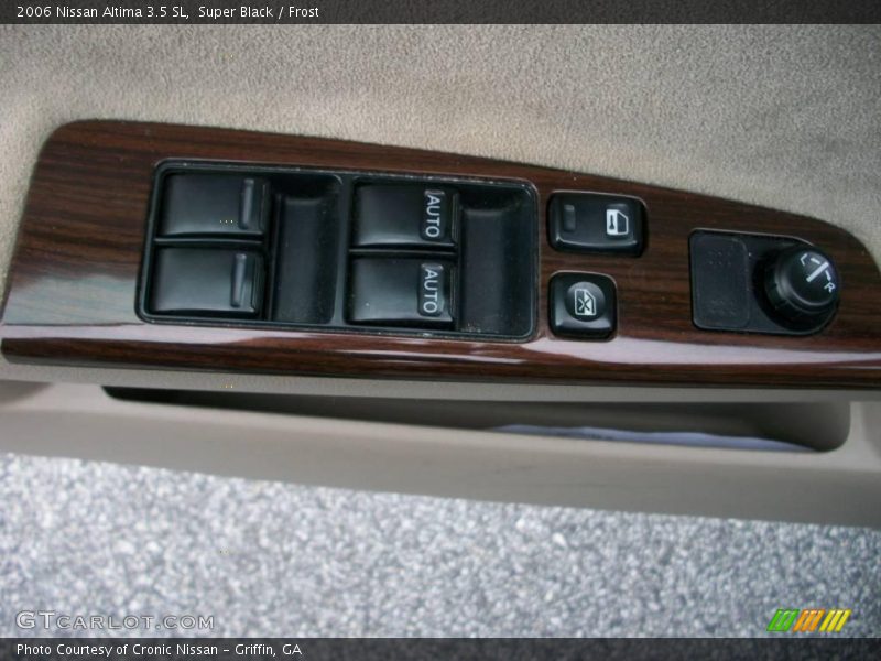 Super Black / Frost 2006 Nissan Altima 3.5 SL