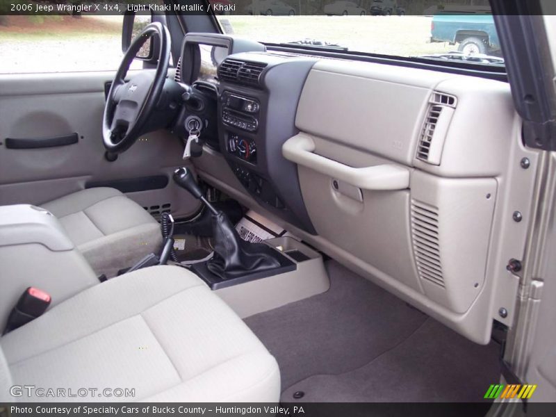 Light Khaki Metallic / Khaki 2006 Jeep Wrangler X 4x4