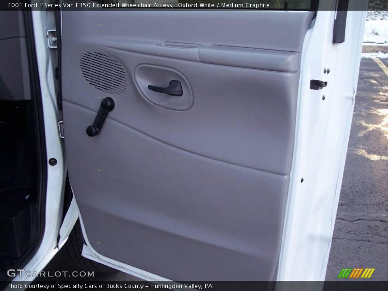Oxford White / Medium Graphite 2001 Ford E Series Van E350 Extended Wheelchair Access