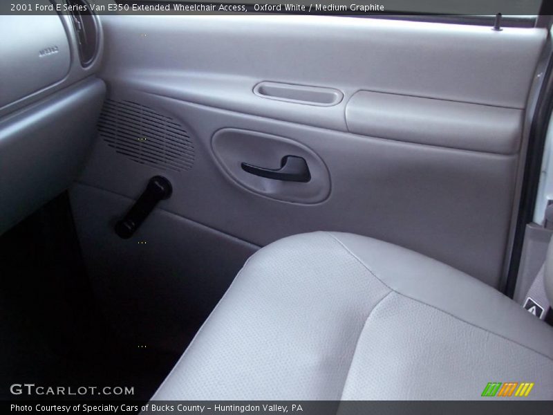 Oxford White / Medium Graphite 2001 Ford E Series Van E350 Extended Wheelchair Access