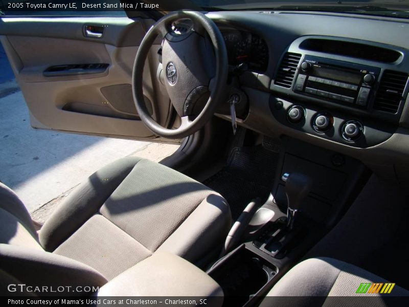 Desert Sand Mica / Taupe 2005 Toyota Camry LE