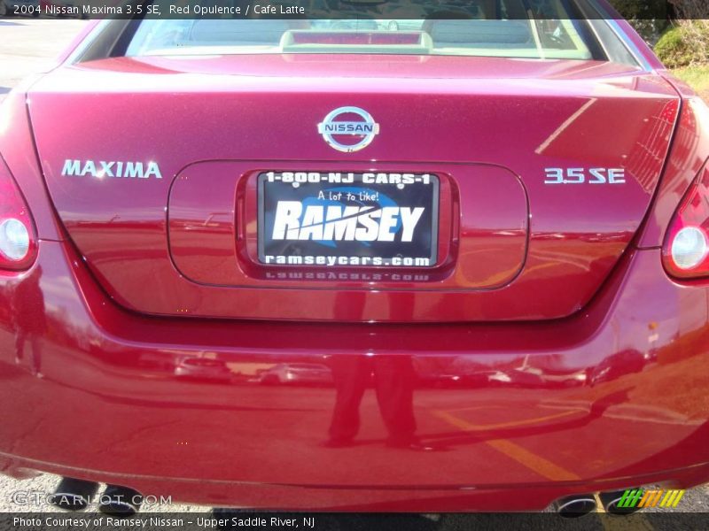 Red Opulence / Cafe Latte 2004 Nissan Maxima 3.5 SE