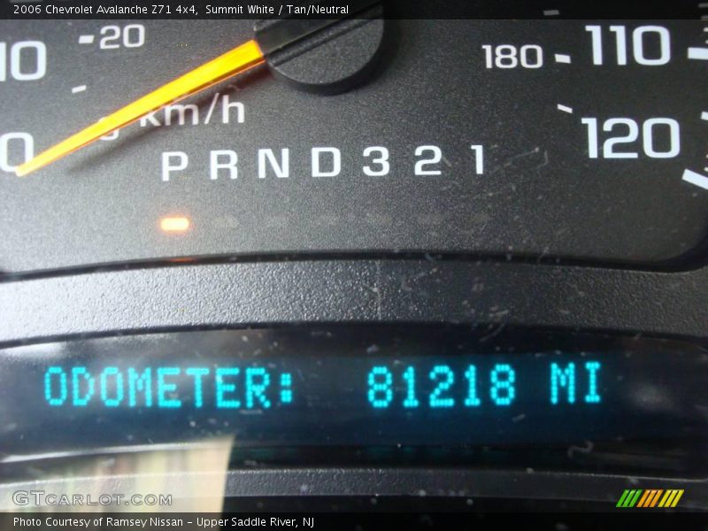 Summit White / Tan/Neutral 2006 Chevrolet Avalanche Z71 4x4