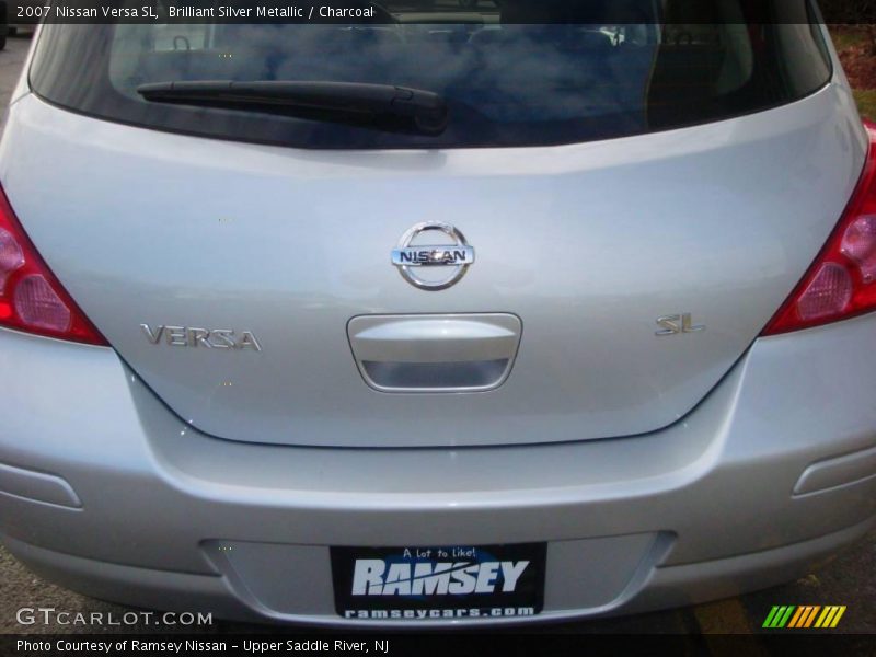 Brilliant Silver Metallic / Charcoal 2007 Nissan Versa SL