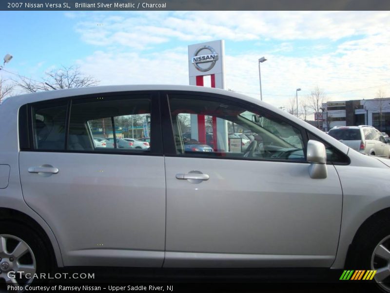 Brilliant Silver Metallic / Charcoal 2007 Nissan Versa SL