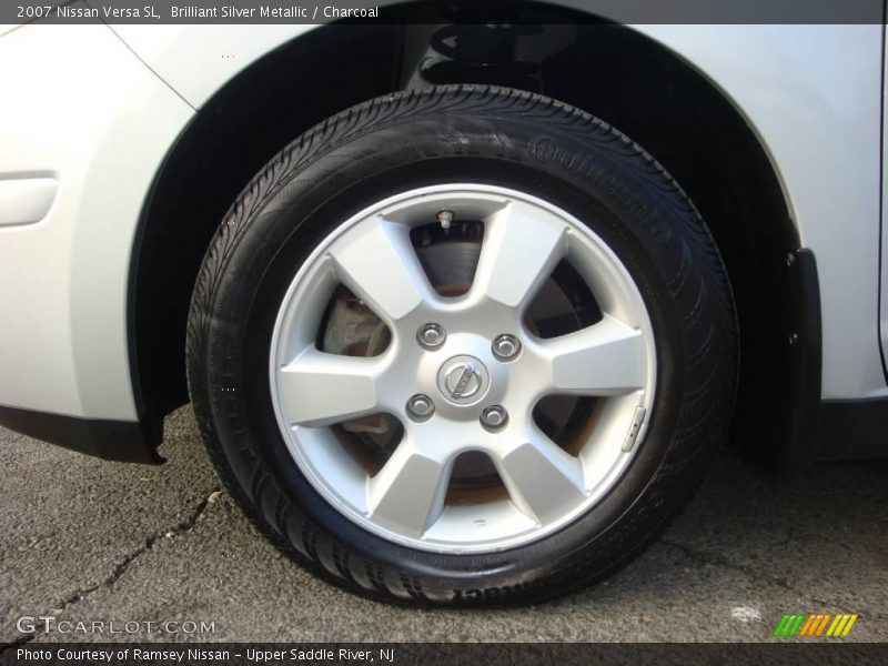 Brilliant Silver Metallic / Charcoal 2007 Nissan Versa SL