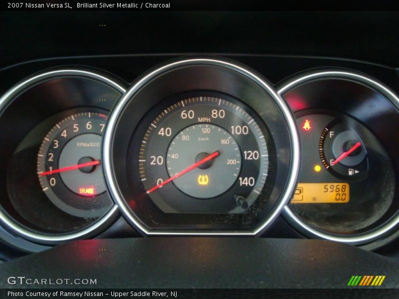 Brilliant Silver Metallic / Charcoal 2007 Nissan Versa SL