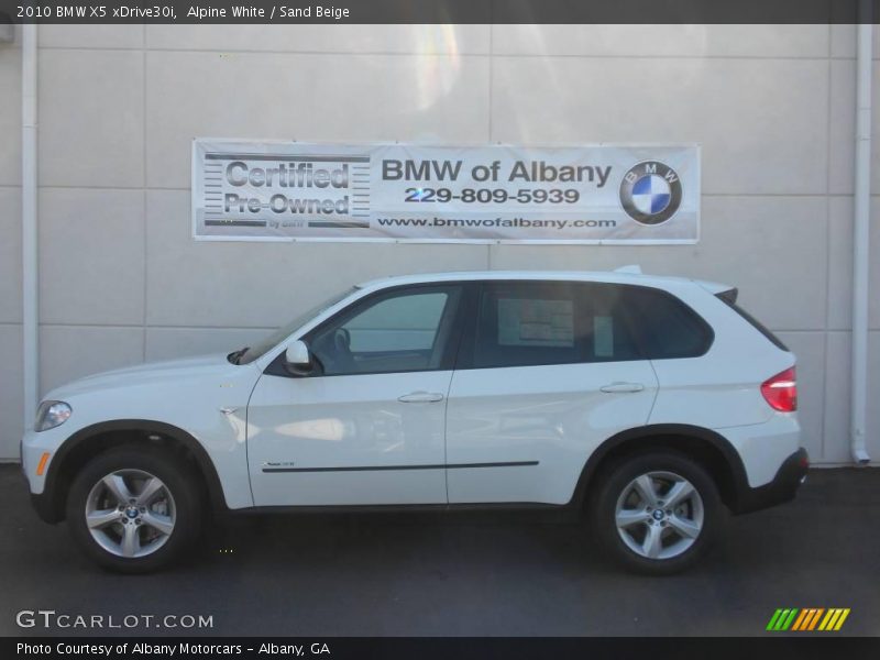 Alpine White / Sand Beige 2010 BMW X5 xDrive30i