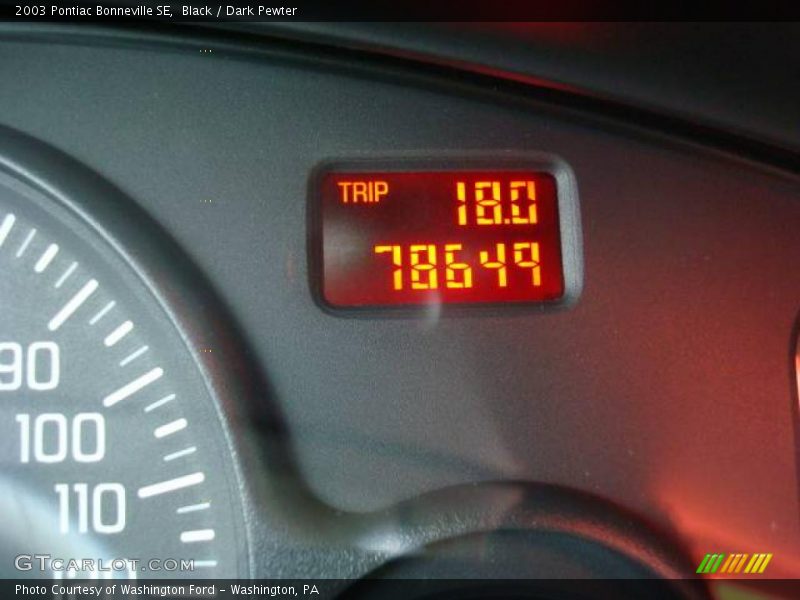 Black / Dark Pewter 2003 Pontiac Bonneville SE