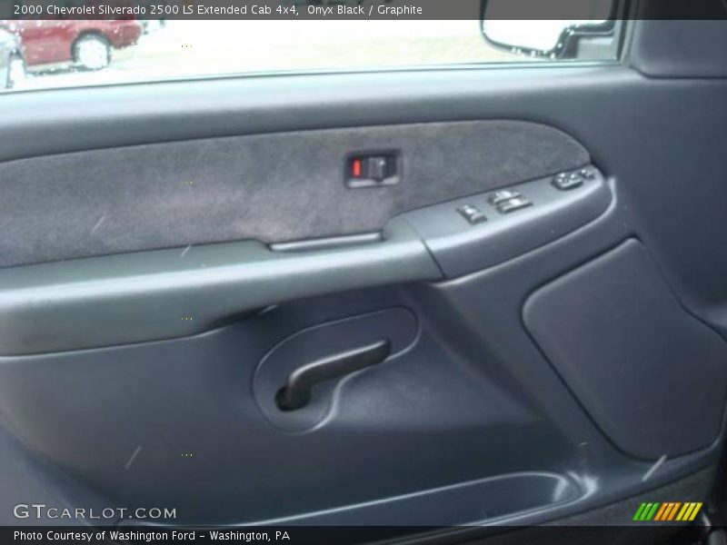 Onyx Black / Graphite 2000 Chevrolet Silverado 2500 LS Extended Cab 4x4
