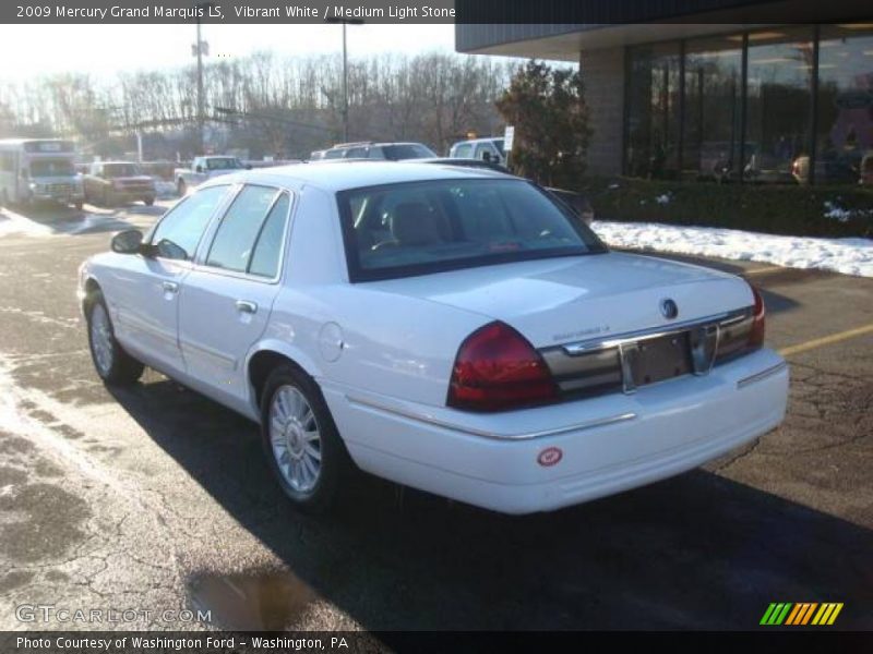 Vibrant White / Medium Light Stone 2009 Mercury Grand Marquis LS