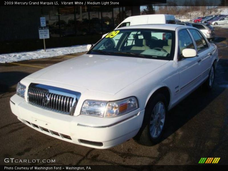 Vibrant White / Medium Light Stone 2009 Mercury Grand Marquis LS