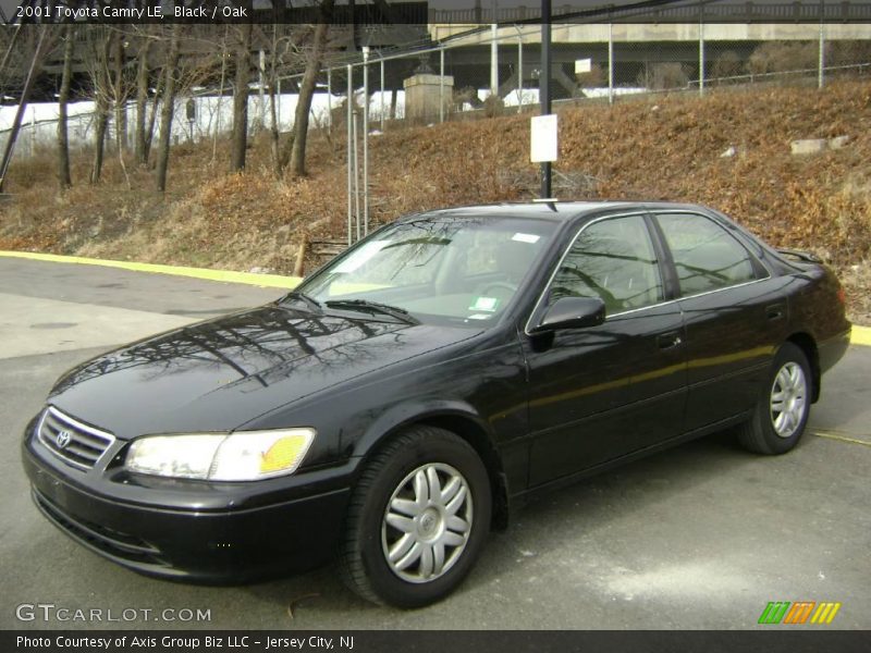 Black / Oak 2001 Toyota Camry LE