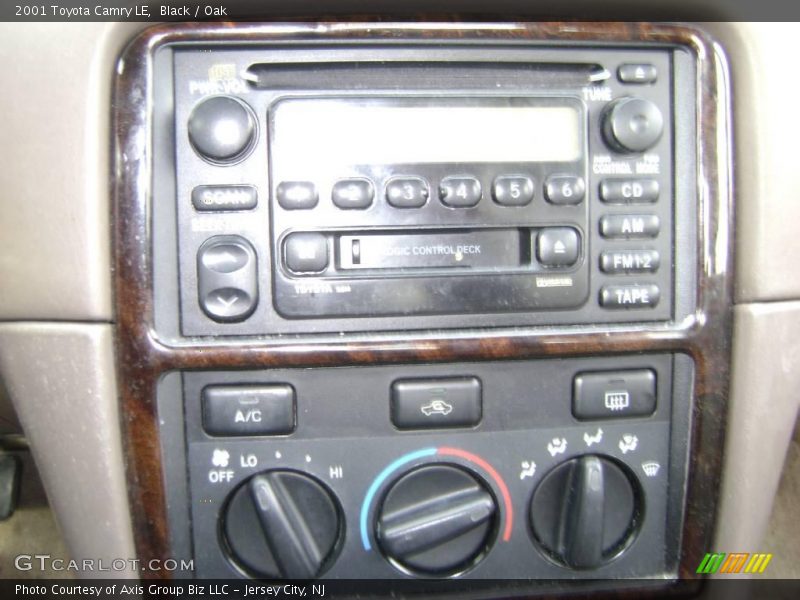 Black / Oak 2001 Toyota Camry LE