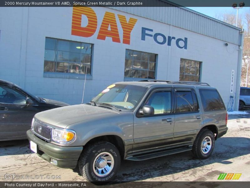 Spruce Green Metallic / Dark Graphite 2000 Mercury Mountaineer V8 AWD