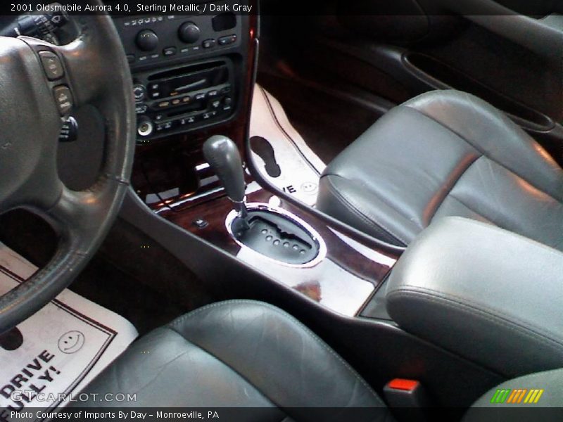 Sterling Metallic / Dark Gray 2001 Oldsmobile Aurora 4.0