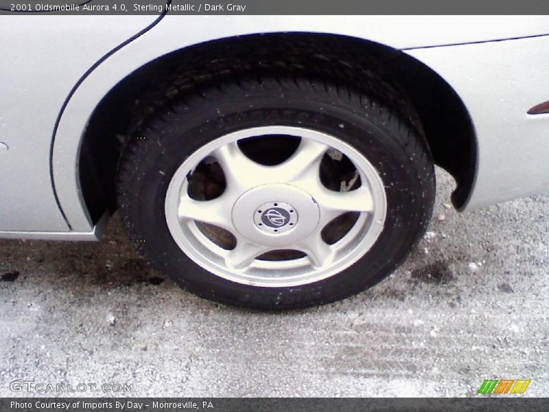 Sterling Metallic / Dark Gray 2001 Oldsmobile Aurora 4.0