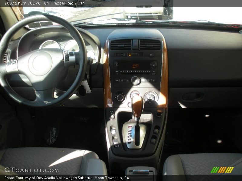 Chili Pepper Red / Tan 2007 Saturn VUE V6