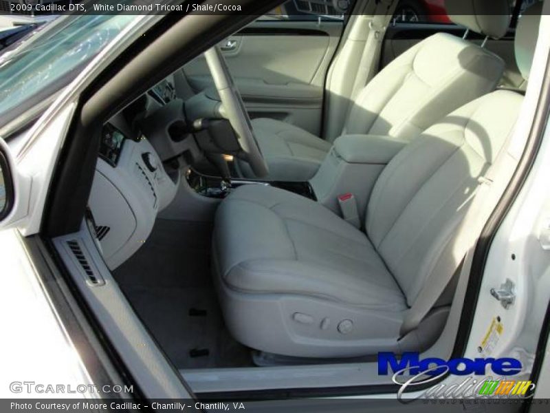 White Diamond Tricoat / Shale/Cocoa 2009 Cadillac DTS