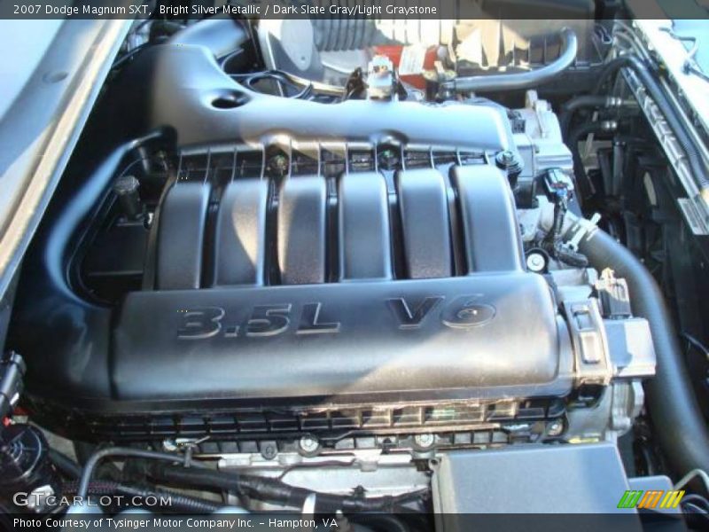 Bright Silver Metallic / Dark Slate Gray/Light Graystone 2007 Dodge Magnum SXT