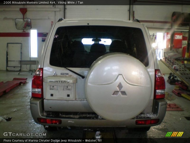 Viking White / Tan 2006 Mitsubishi Montero Limited 4x4