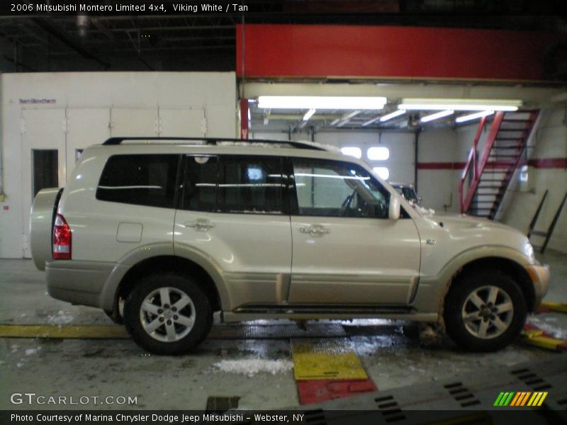 Viking White / Tan 2006 Mitsubishi Montero Limited 4x4