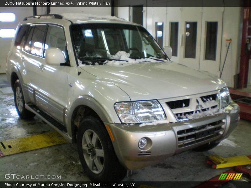 Viking White / Tan 2006 Mitsubishi Montero Limited 4x4